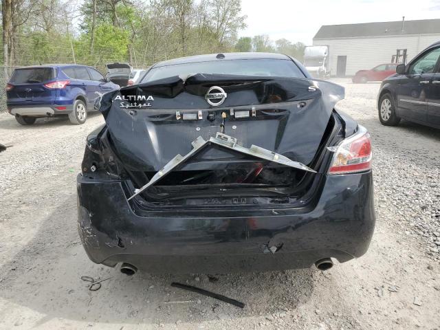 Sedans NISSAN ALTIMA 2015 Czarny