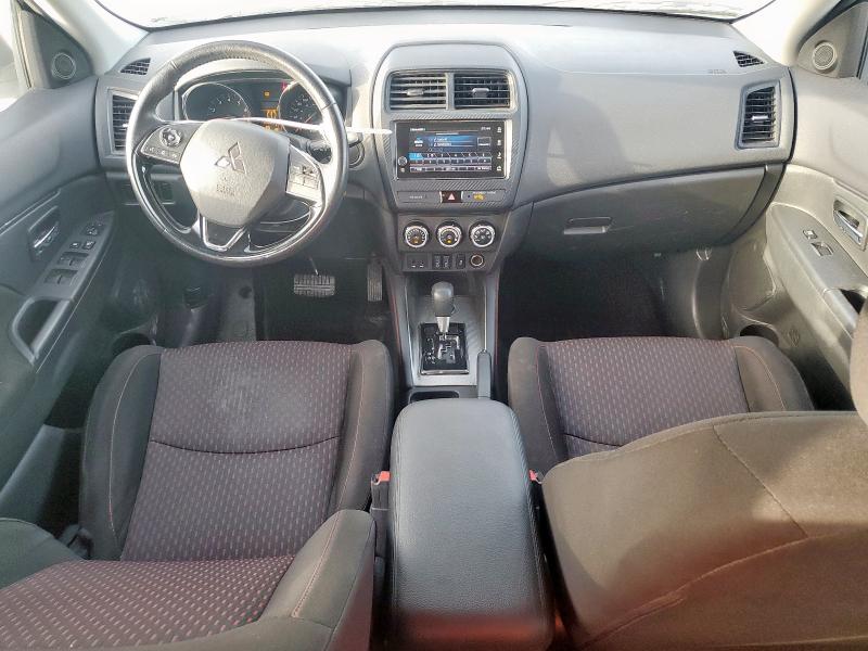  MITSUBISHI OUTLANDER 2018 Biały