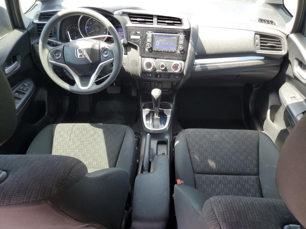 2017 Honda Fit Lx VIN: 3HGGK5H53HM713006 Lot: 56906495