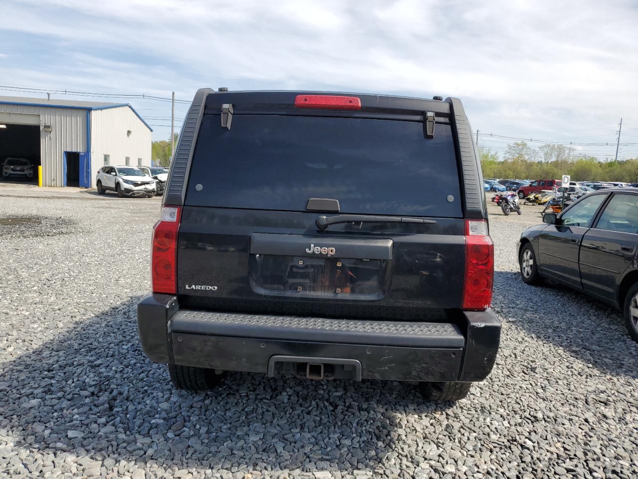 2007 Jeep Commander VIN: 1J8HG48N07C637784 Lot: 54878375