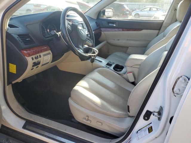  SUBARU OUTBACK 2012 White