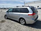 2011 Toyota Sienna Le na sprzedaż w Farr West, UT - Front End