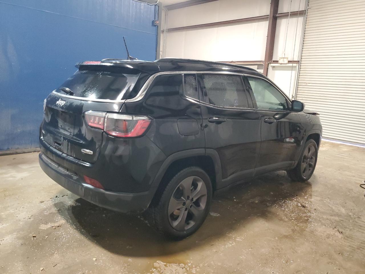 2022 Jeep Compass Latitude Lux VIN: 3C4NJDFB7NT141225 Lot: 56504855