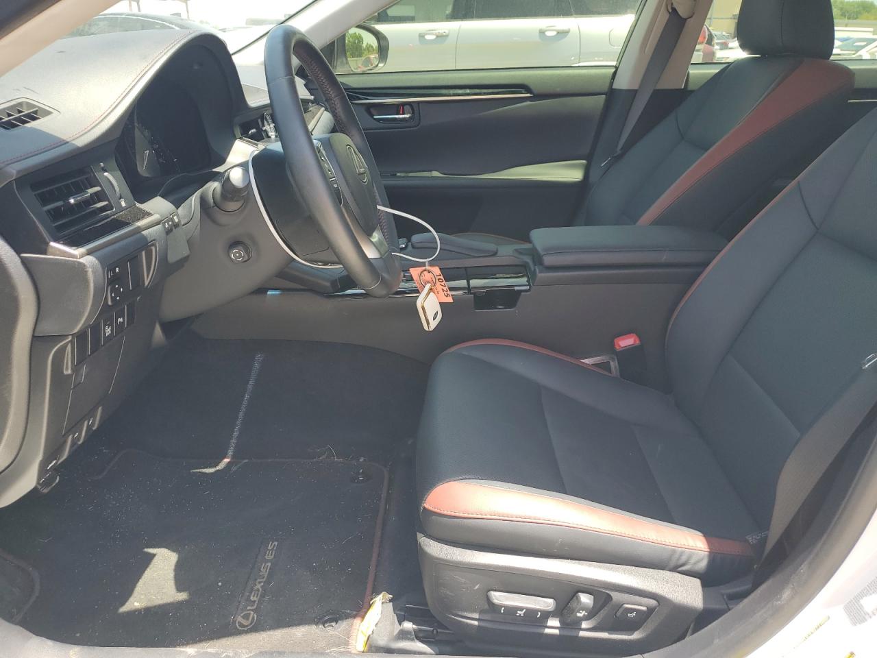 2015 Lexus Es 350 VIN: JTHBK1GG4F2162575 Lot: 56567295