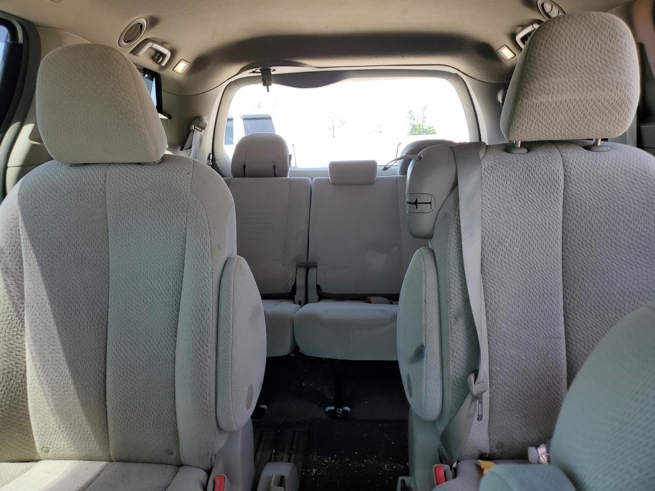 2011 Toyota Sienna Le VIN: 5TDKK3DC7BS172535 Lot: 57462055