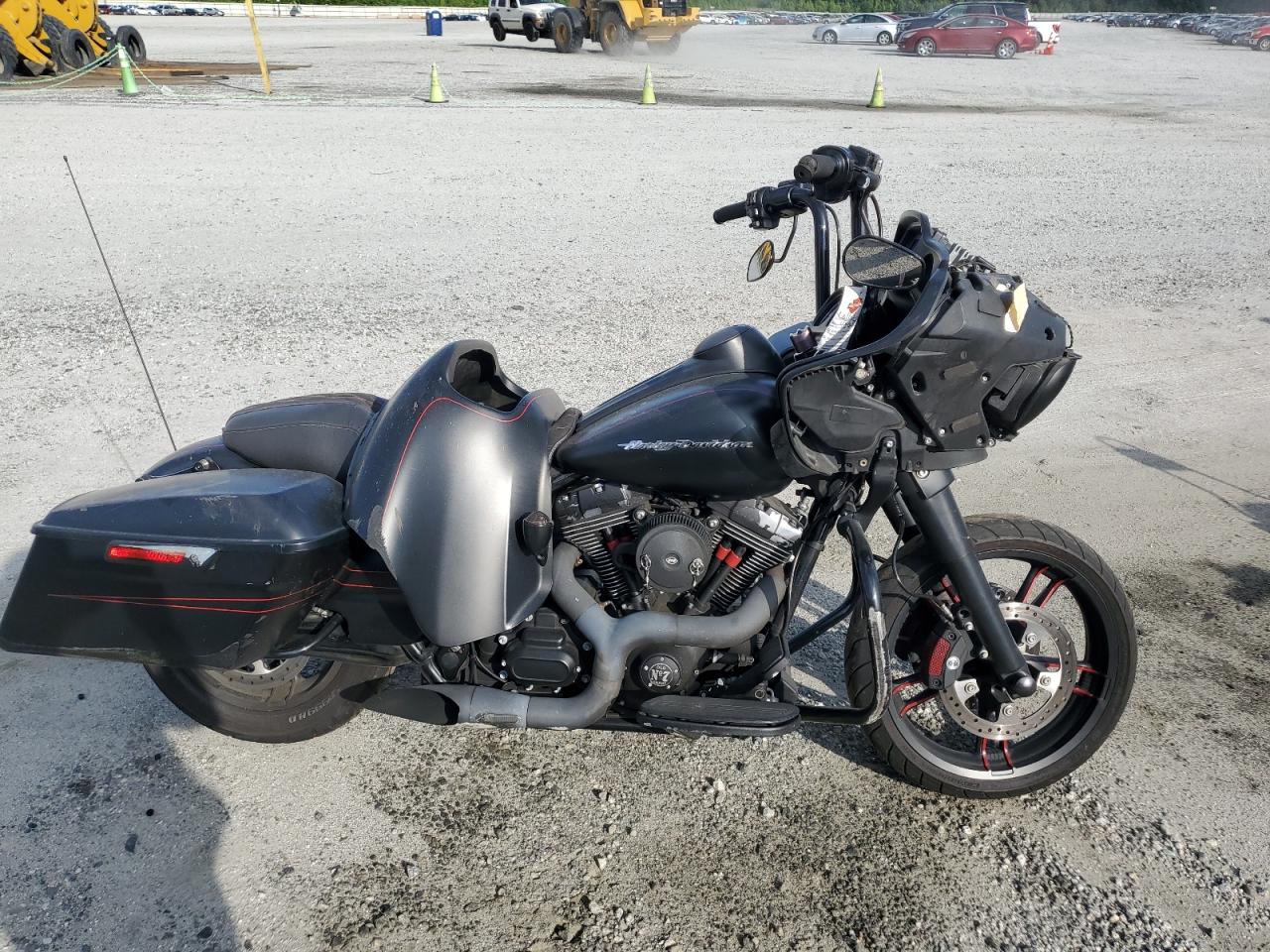 2015 Harley-Davidson Fltrxs Road Glide Special for Sale in Spartanburg, SC - Front End