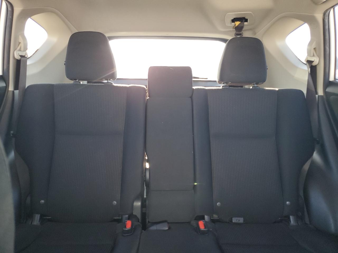 2017 Toyota Rav4 Le VIN: JTMBFREV2HJ146566 Lot: 56251485