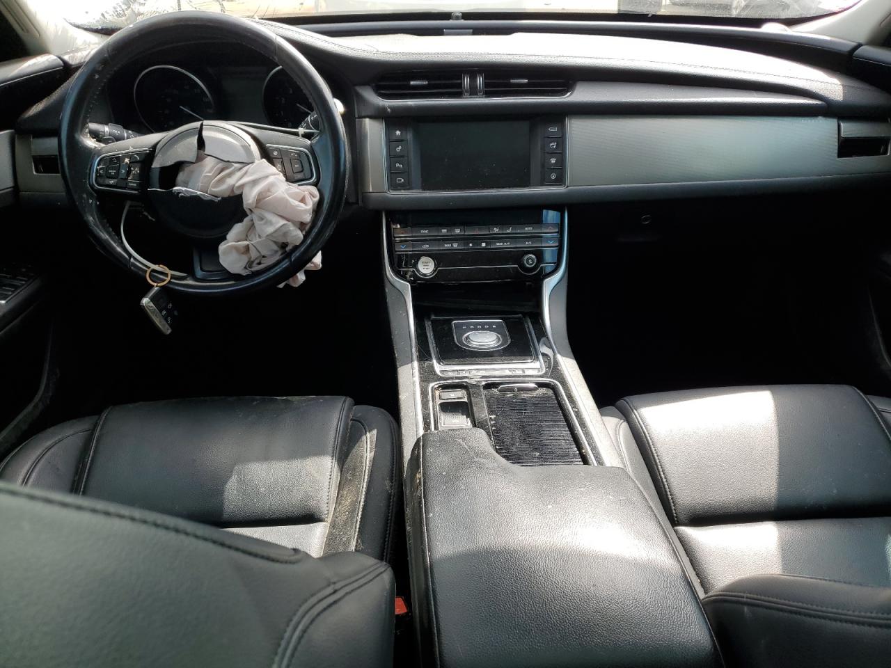 2018 Jaguar Xf Premium VIN: SAJBJ4FX2JCY69329 Lot: 58780645