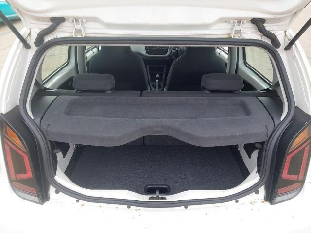2016 VOLKSWAGEN HIGH UP