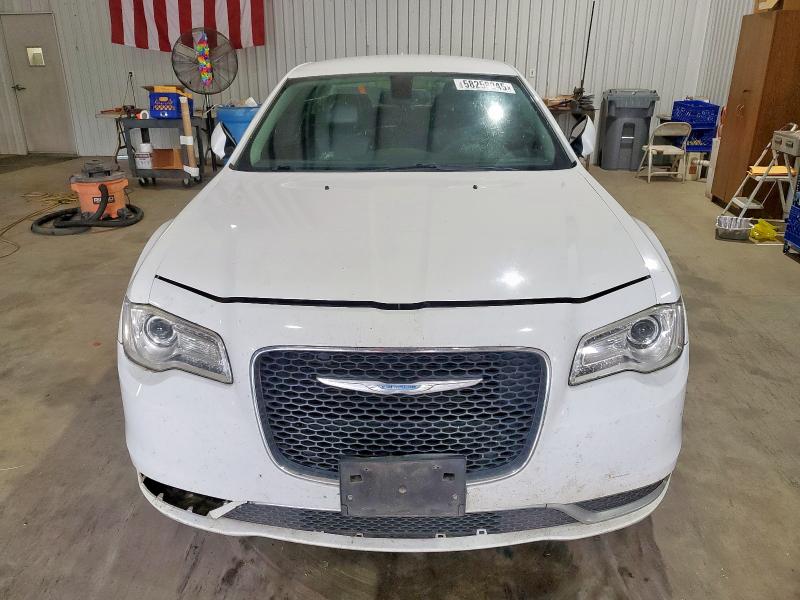  CHRYSLER 300 2015 Biały