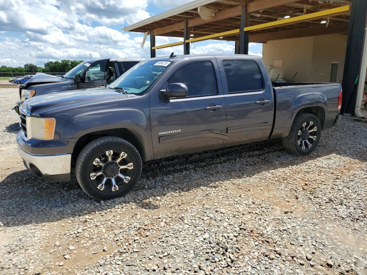 2010 Gmc Sierra C1500 Slt იყიდება Tanner-ში, AL - Rear End