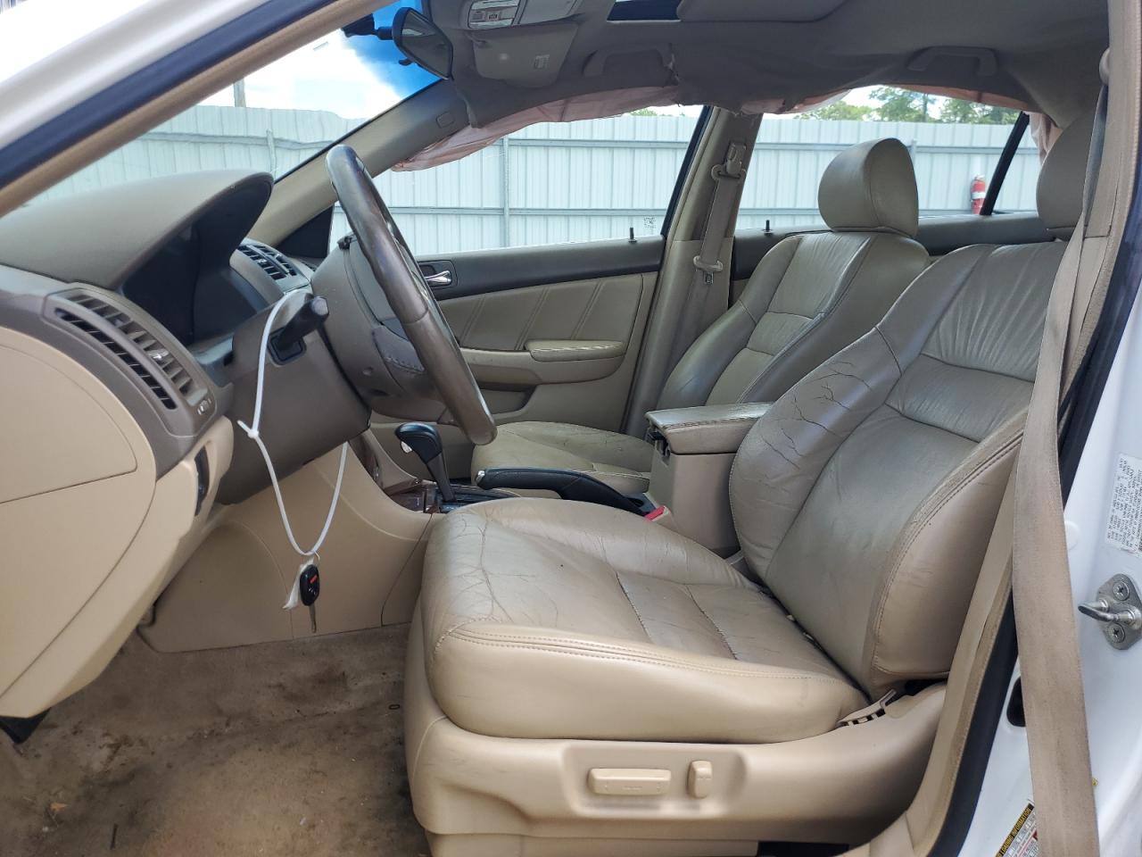 2007 Honda Accord Ex VIN: 1HGCM56827A187629 Lot: 57039325