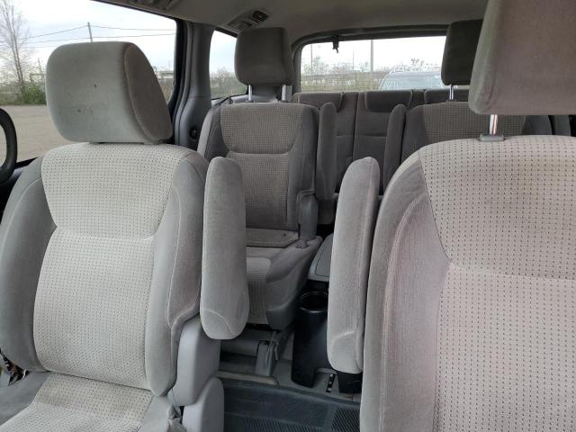 2010 TOYOTA SIENNA LE  