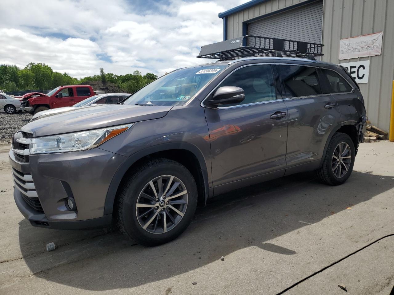 2018 Toyota Highlander Se for Sale in Duryea, PA - Rear End