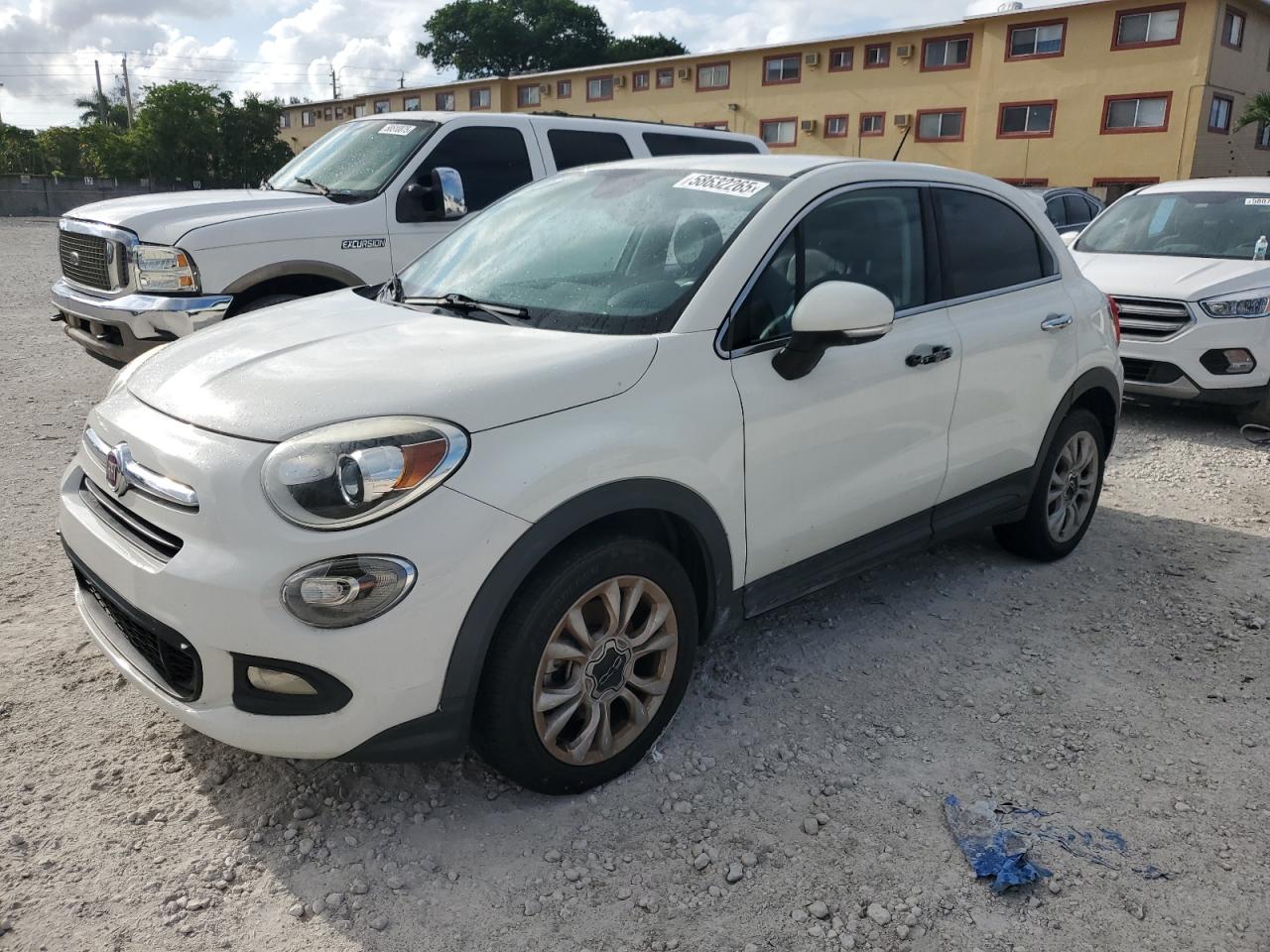 2016 Fiat 500X Lounge na sprzedaż w Opa Locka, FL - Vandalism