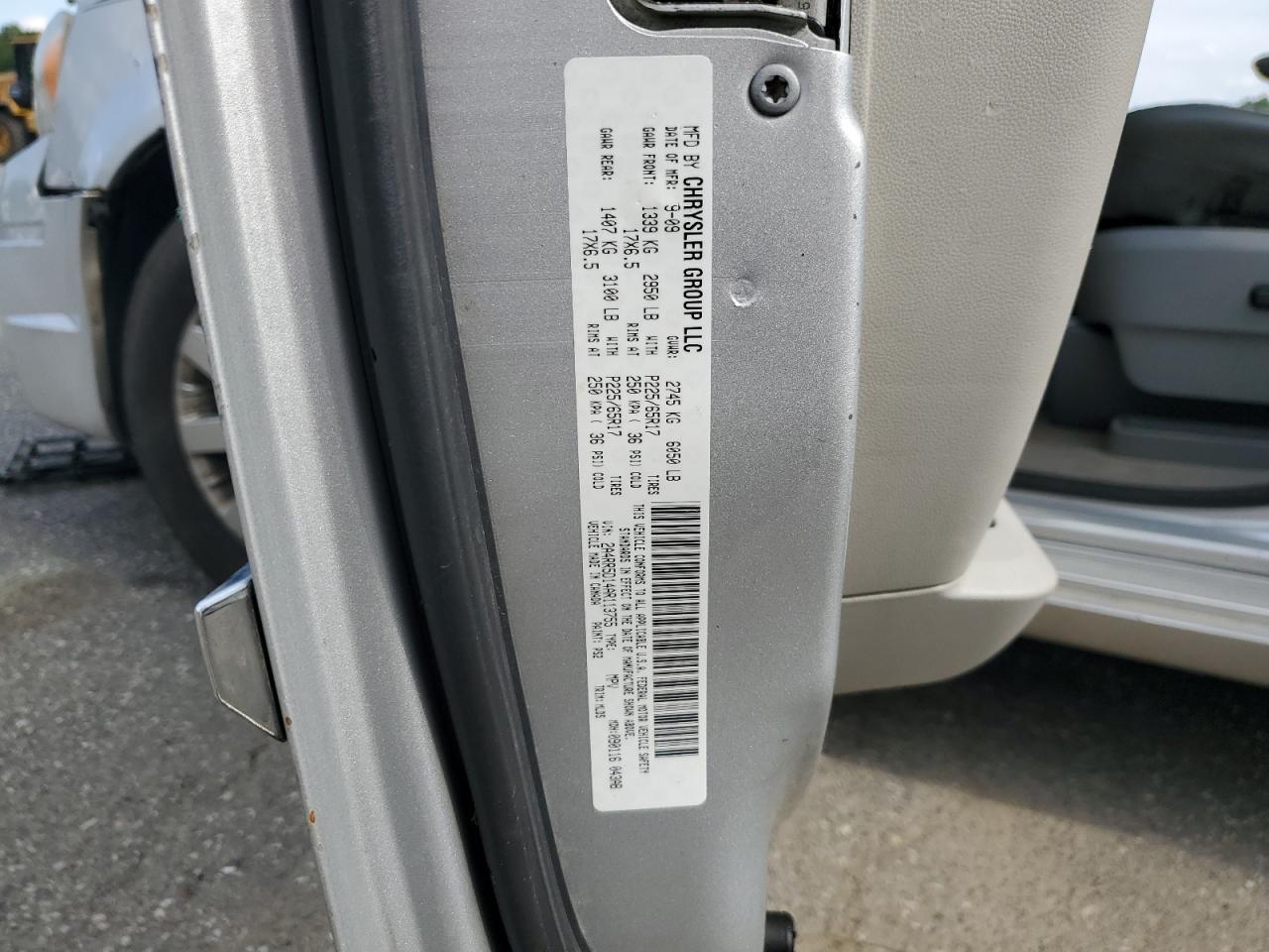 2010 Chrysler Town & Country Touring VIN: 2A4RR5D14AR113755 Lot: 58733085