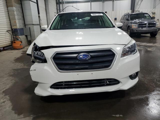 SUBARU LEGACY 2015 Белы