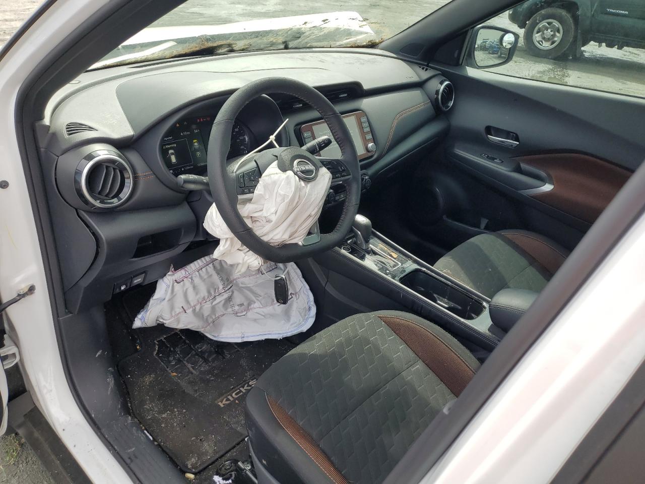 2024 Nissan Kicks Sr VIN: 3N1CP5DV4RL550946 Lot: 58859375