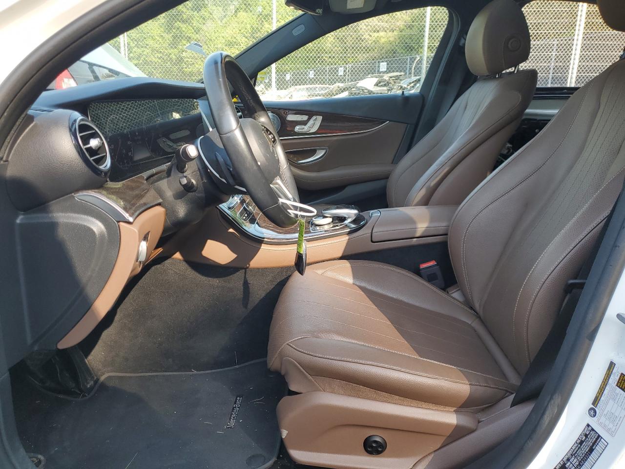 2020 Mercedes-Benz E 350 VIN: W1KZF8DB4LA829321 Lot: 54301975