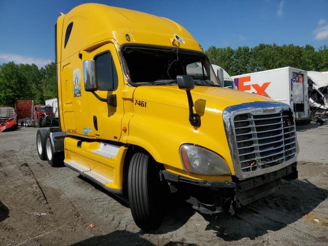 2011 Freightliner Cascadia 125 Semi Truck