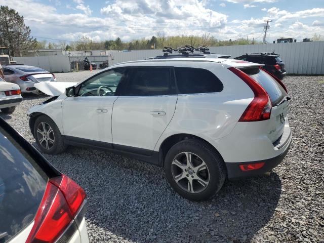  VOLVO XC60 2013 White
