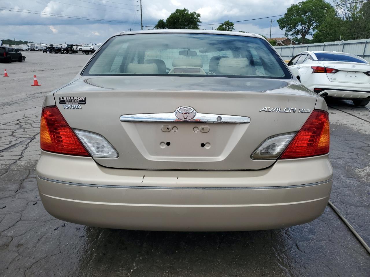 2000 Toyota Avalon Xl VIN: 4T1BF28B5YU056962 Lot: 56881185