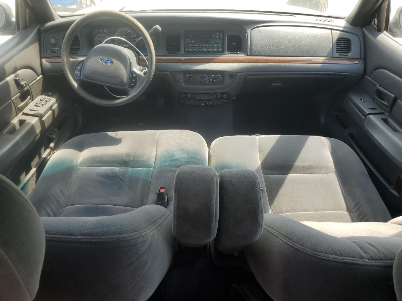 2003 Ford Crown Victoria VIN: 2FAFP73W43X158805 Lot: 57494405