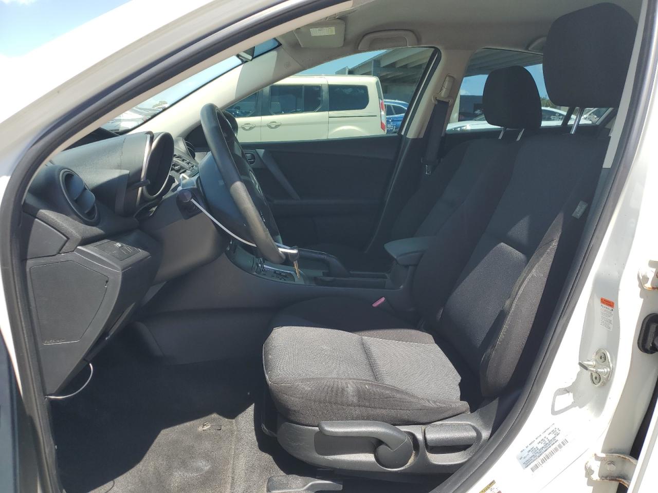 2011 Mazda 3 I VIN: JM1BL1UF8B1464672 Lot: 56756835