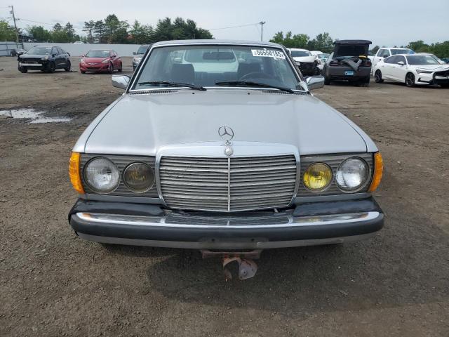 1982 MERCEDES-BENZ 300 CDT  