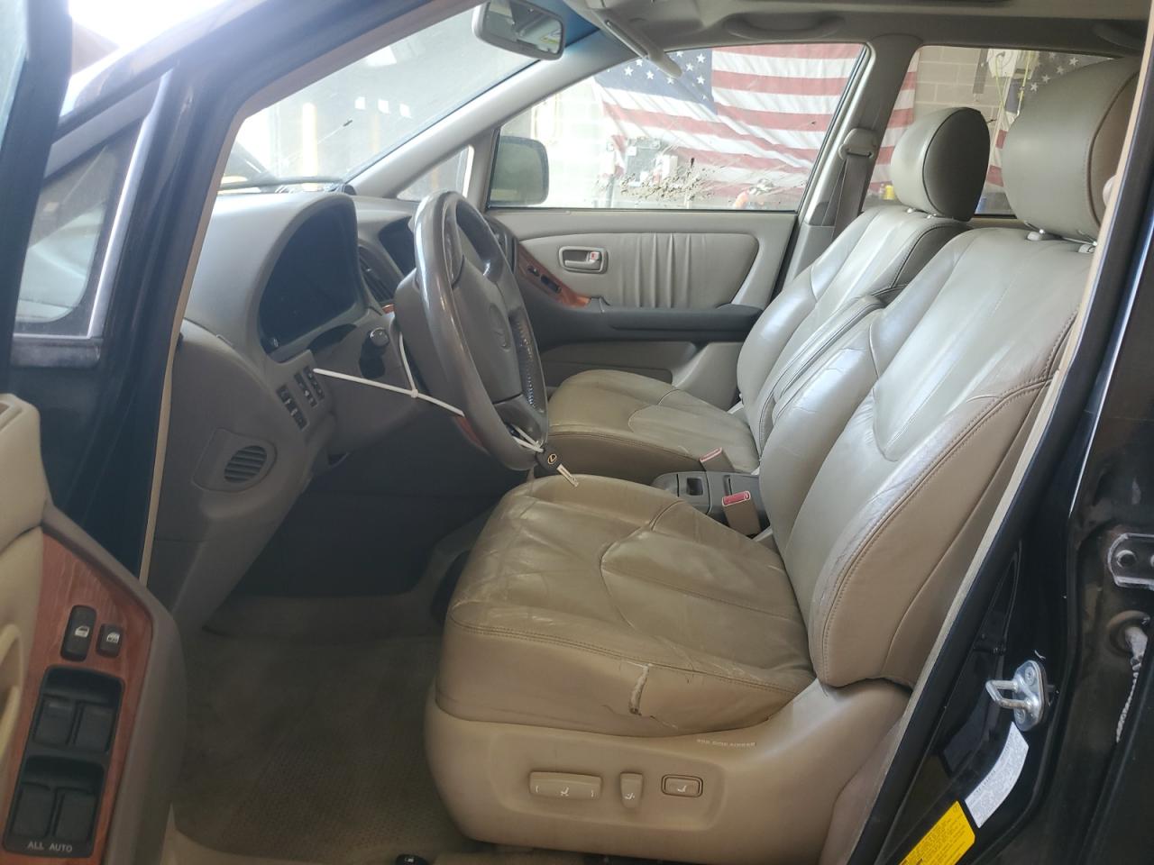 1999 Lexus Rx 300 VIN: JT6GF10U9X0022361 Lot: 56879415