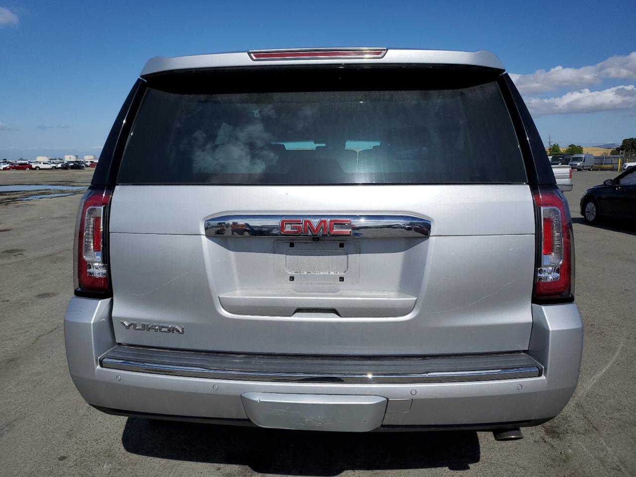 2015 GMC Yukon Denali VIN: 1GKS2CKJ8FR578219 Lot: 56685835