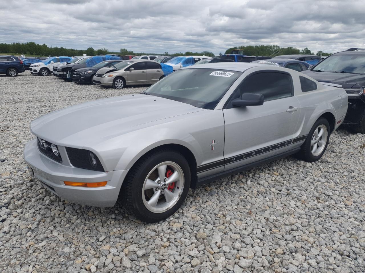 2007 Ford Mustang for Sale in Wayland, MI - Side