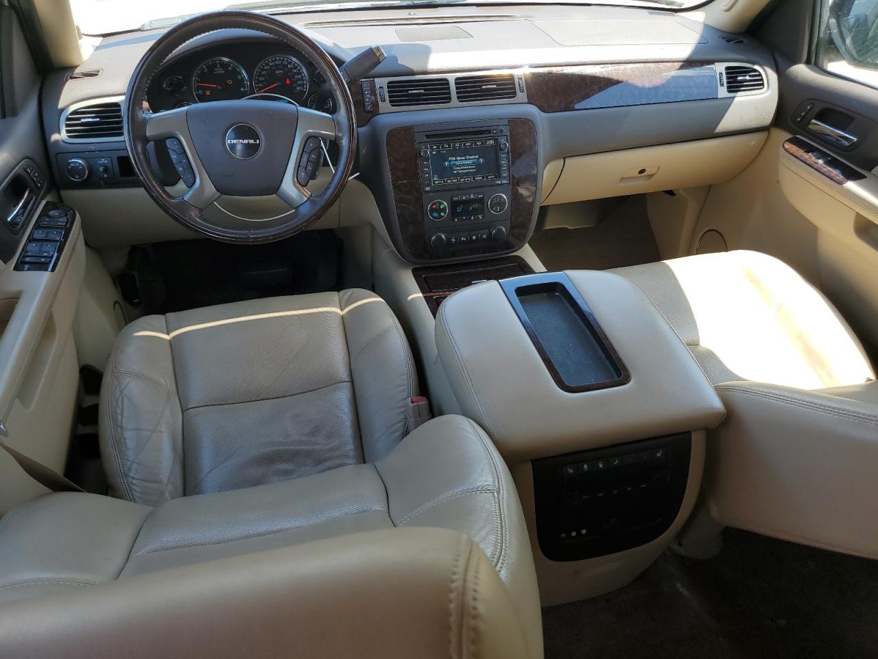 2011 GMC Yukon Denali VIN: 1GKS2EEF2BR139529 Lot: 56896005