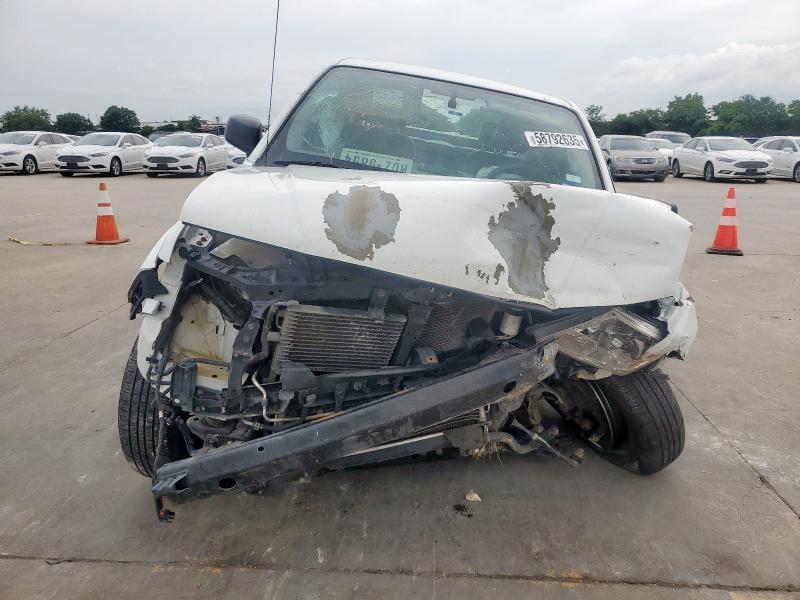 Pickups NISSAN FRONTIER 2014 White