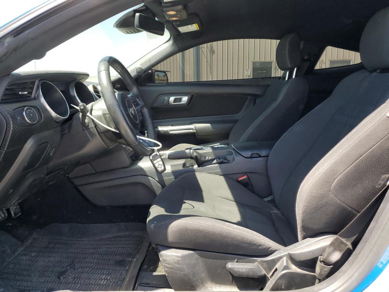 2022 Ford Mustang VIN: 1FA6P8TH8N5128296 Lot: 56990925