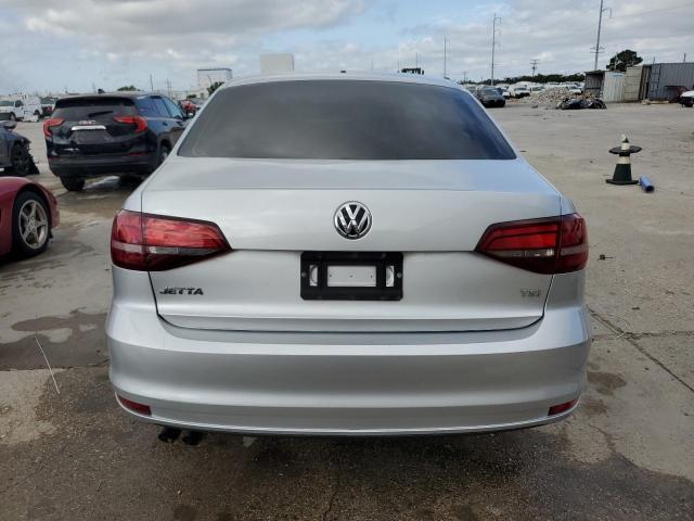  VOLKSWAGEN JETTA 2016 Srebrny