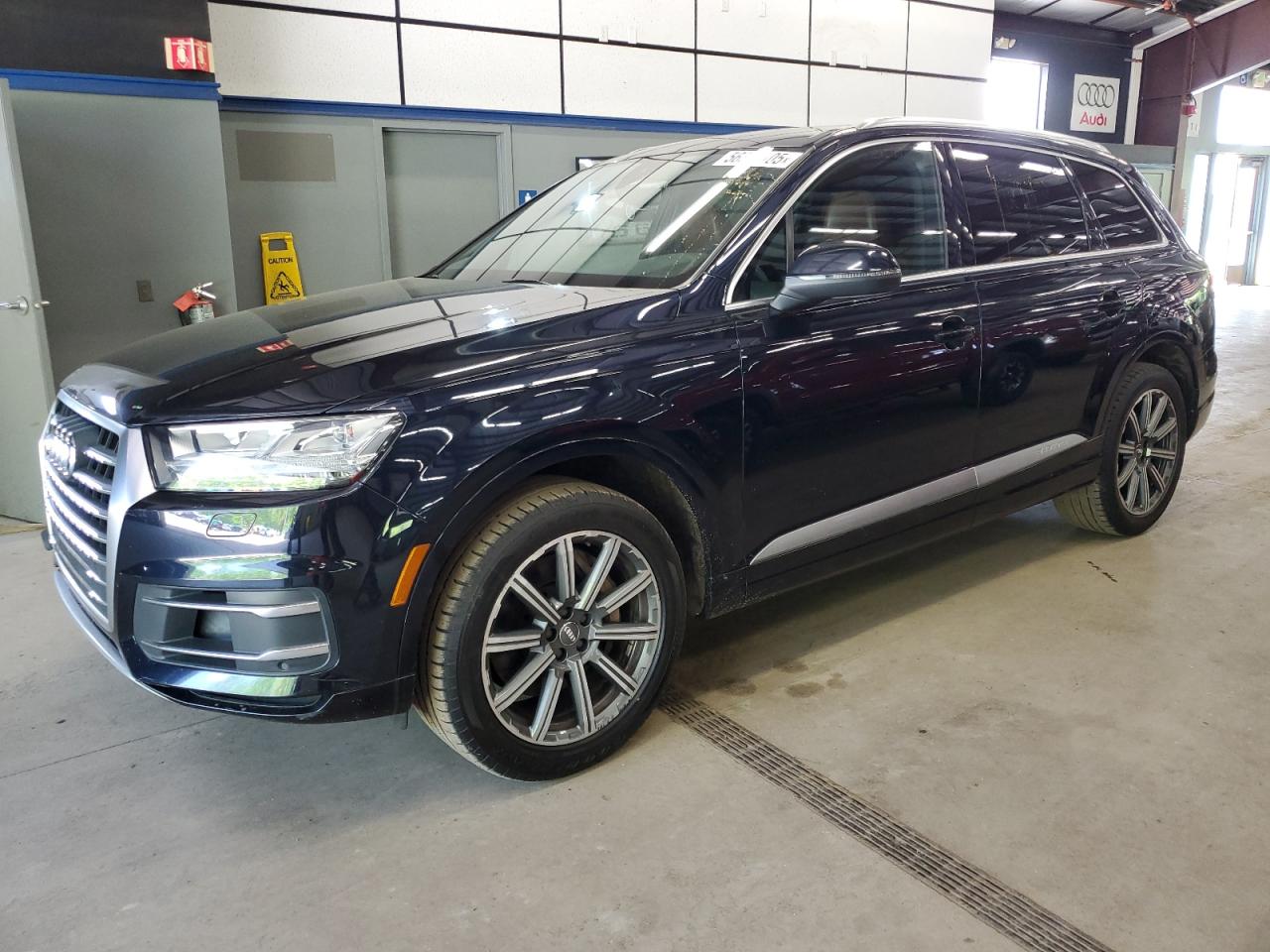 2017 Audi Q7 Premium Plus იყიდება East Granby-ში, CT - Front End