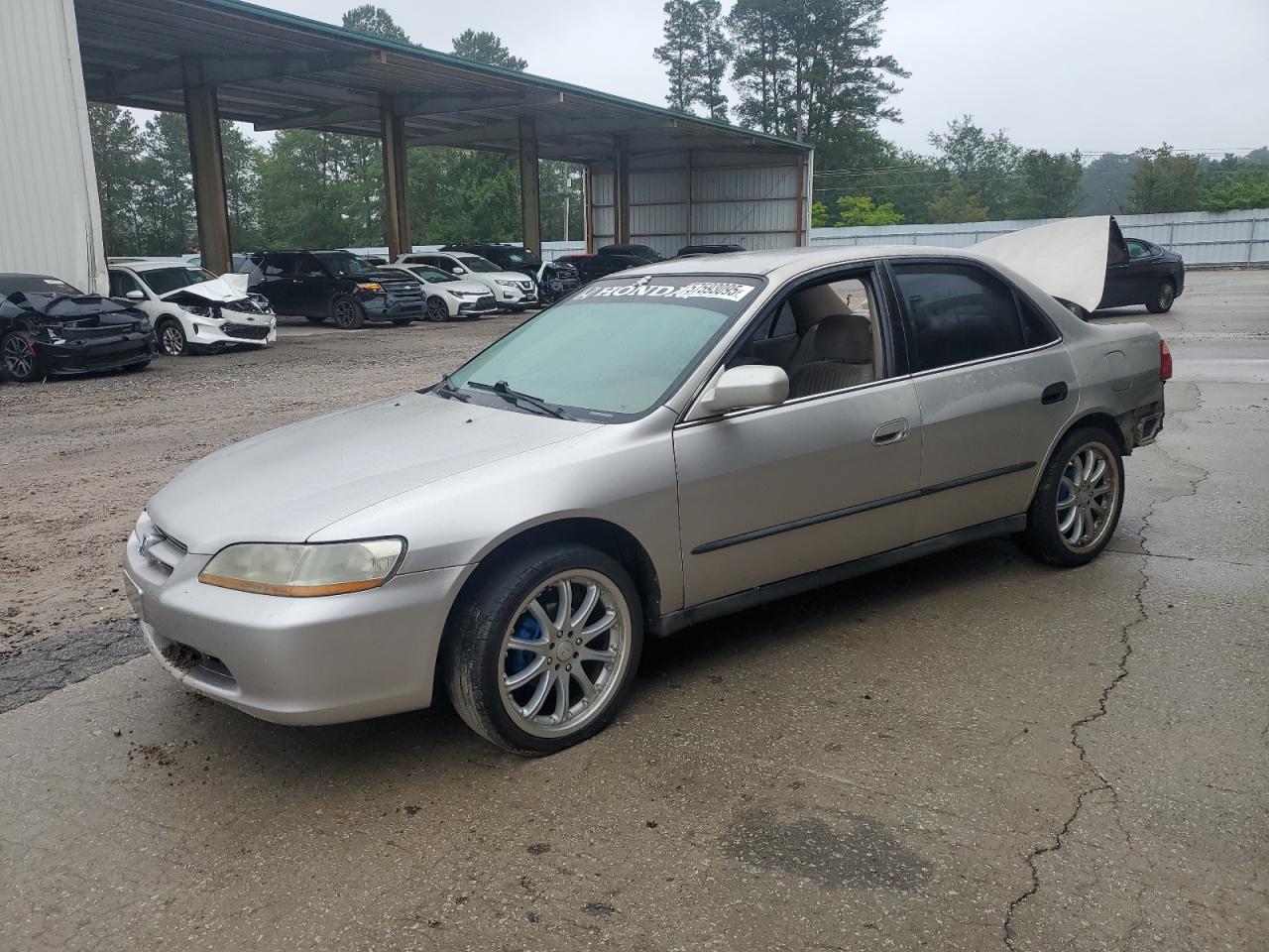 1998 Honda Accord Lx for Sale in Gaston, SC - Rear End