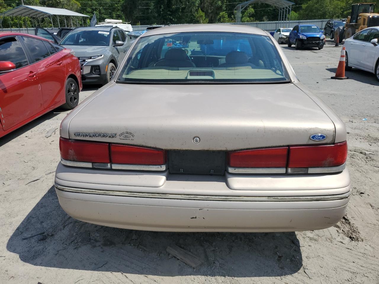 1997 Ford Crown Victoria Lx VIN: 2FALP74W3VX227939 Lot: 56958315