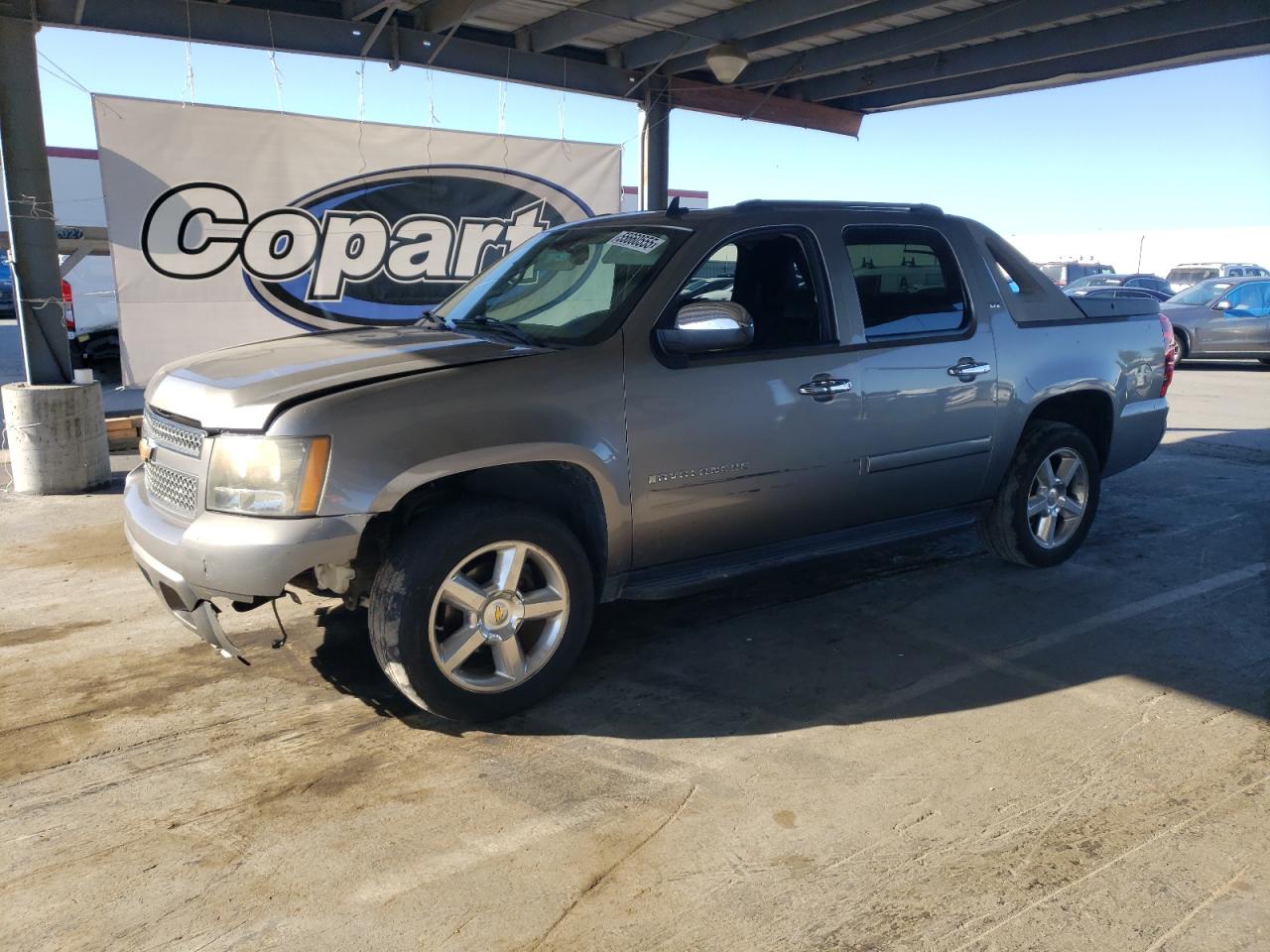 2008 Chevrolet Avalanche K1500 for Sale in Hayward, CA - All Over