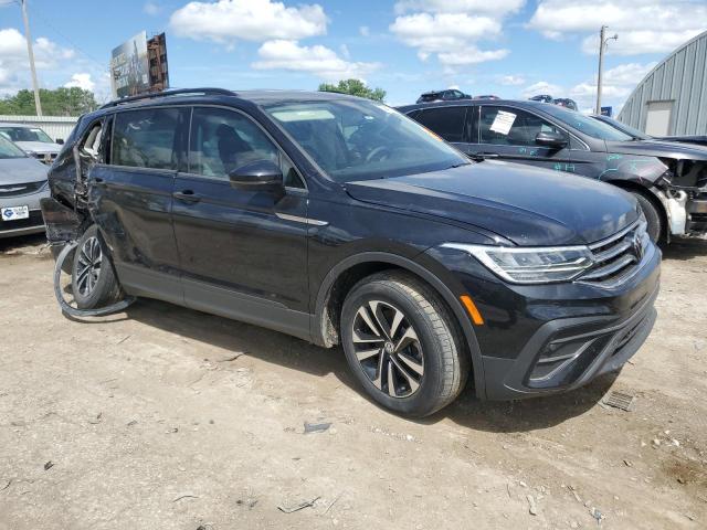  VOLKSWAGEN TIGUAN 2022 Черный