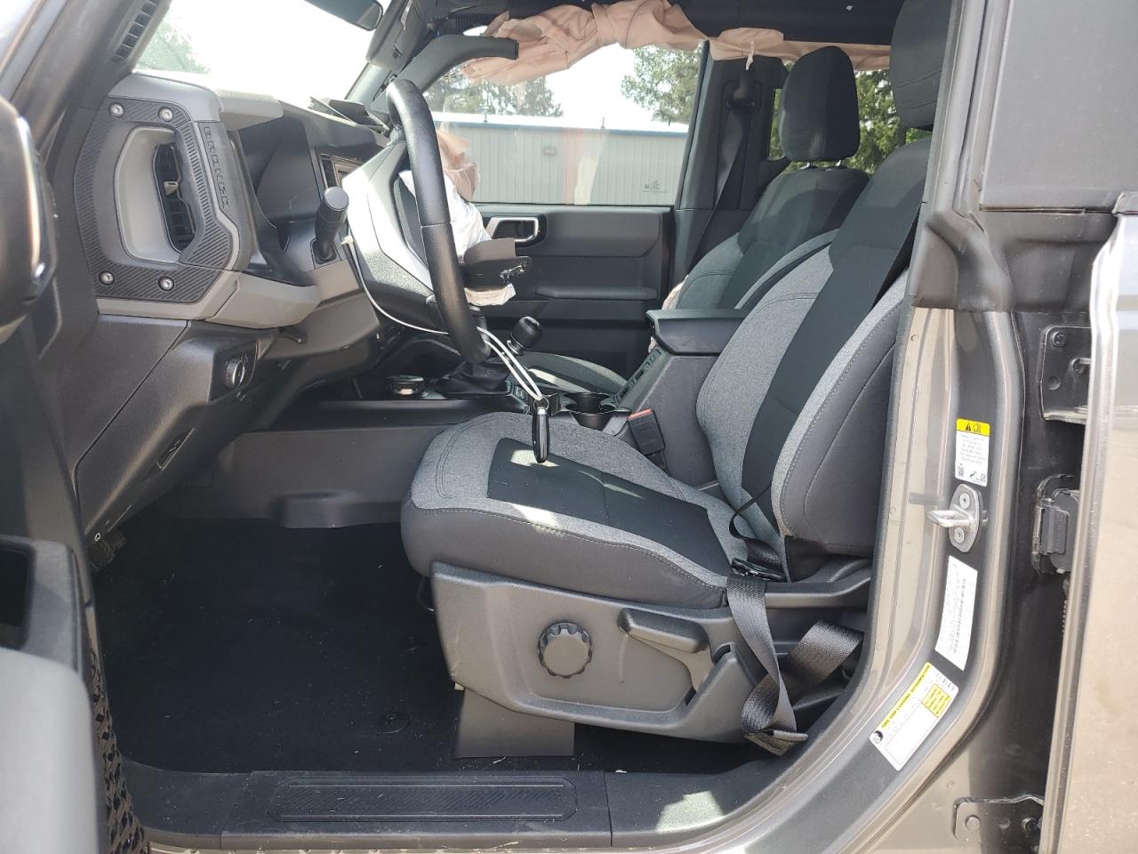 2022 Ford Bronco Base VIN: 1FMDE5BH7NLB37571 Lot: 56366175