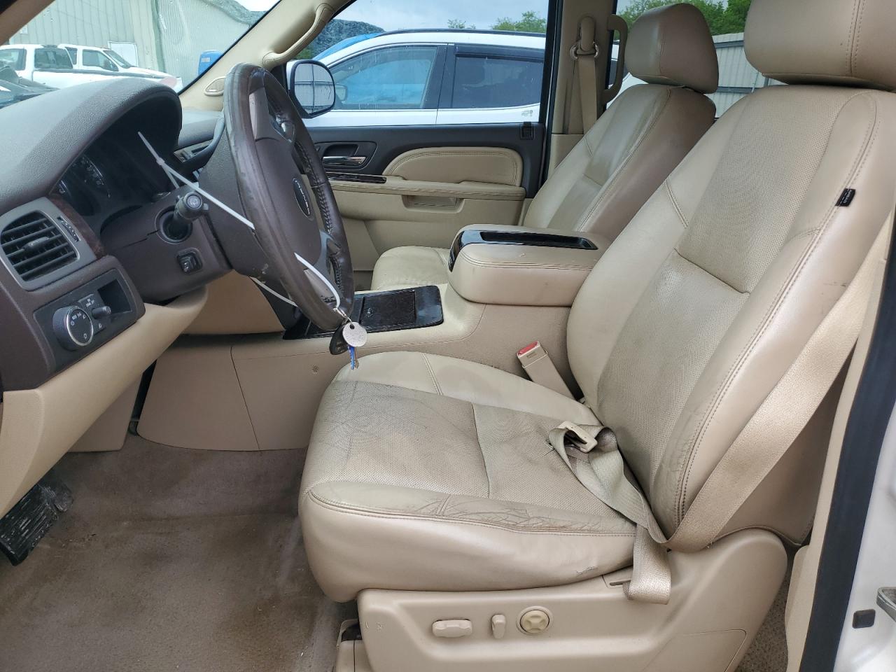 2010 GMC Yukon Xl Denali VIN: 1GKUKMEF4AR183582 Lot: 56564125