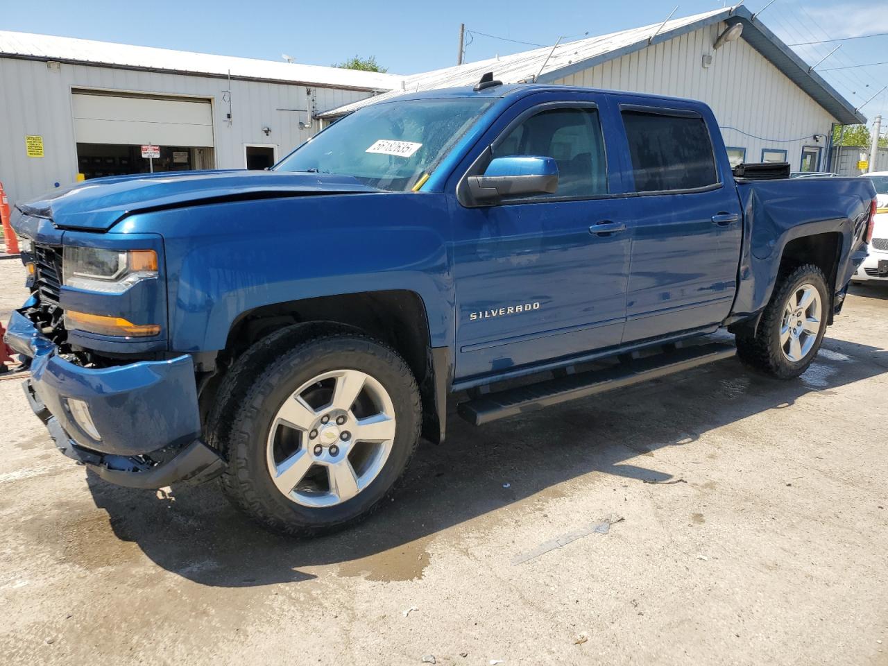 2018 Chevrolet Silverado K1500 Lt for Sale in Pekin, IL - Rear End