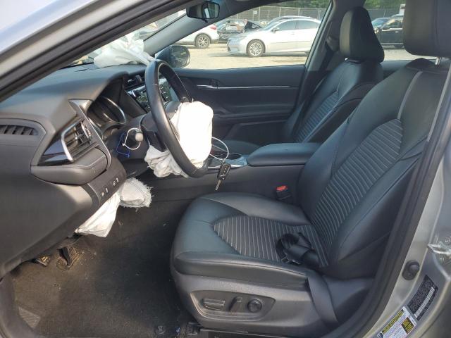  TOYOTA CAMRY 2020 Серебристый