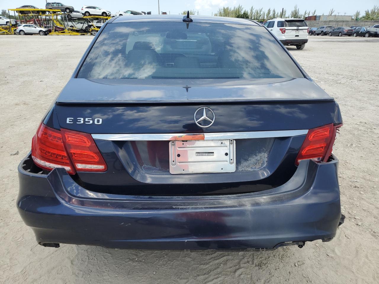 2014 Mercedes-Benz E 350 VIN: WDDHF5KB3EA806743 Lot: 57097975