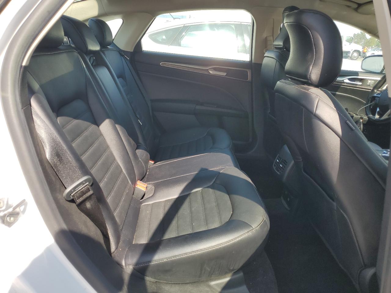 2018 Ford Fusion Se Hybrid VIN: 3FA6P0LU0JR278733 Lot: 54042535