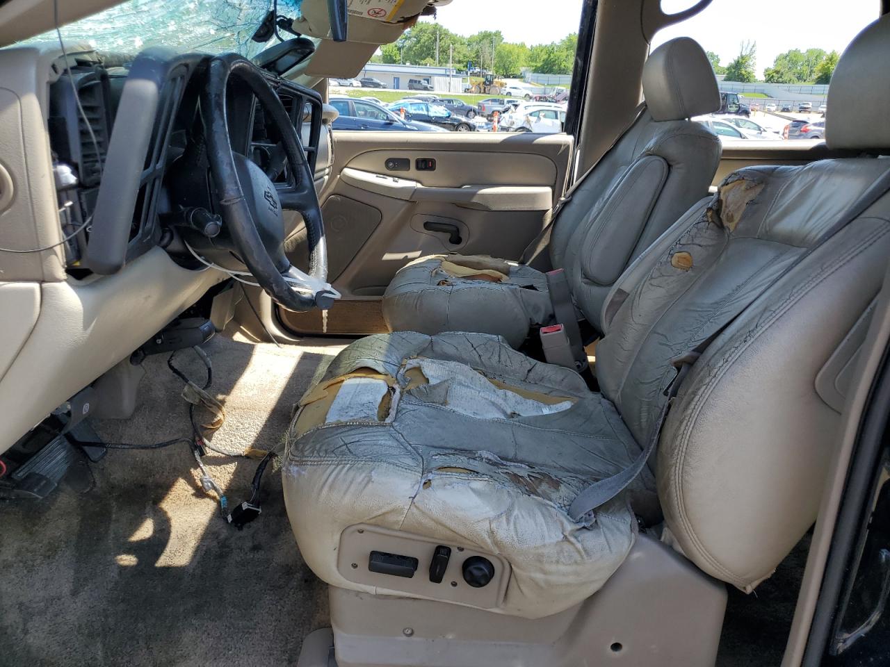 2002 Chevrolet Suburban C2500 VIN: 3GNGC26U42G214796 Lot: 57708045
