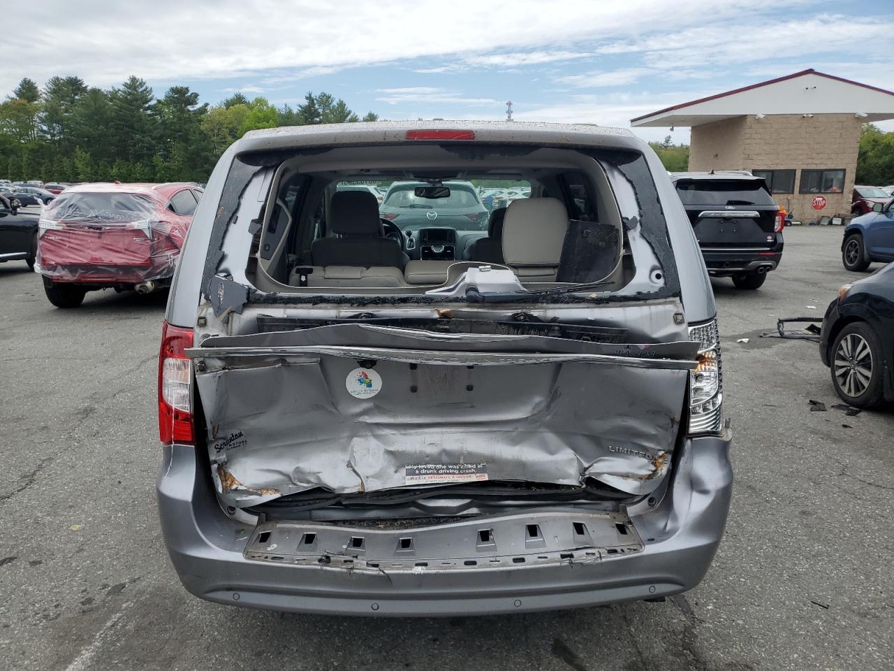 2013 Chrysler Town & Country Limited VIN: 2C4RC1GG5DR646251 Lot: 56163305
