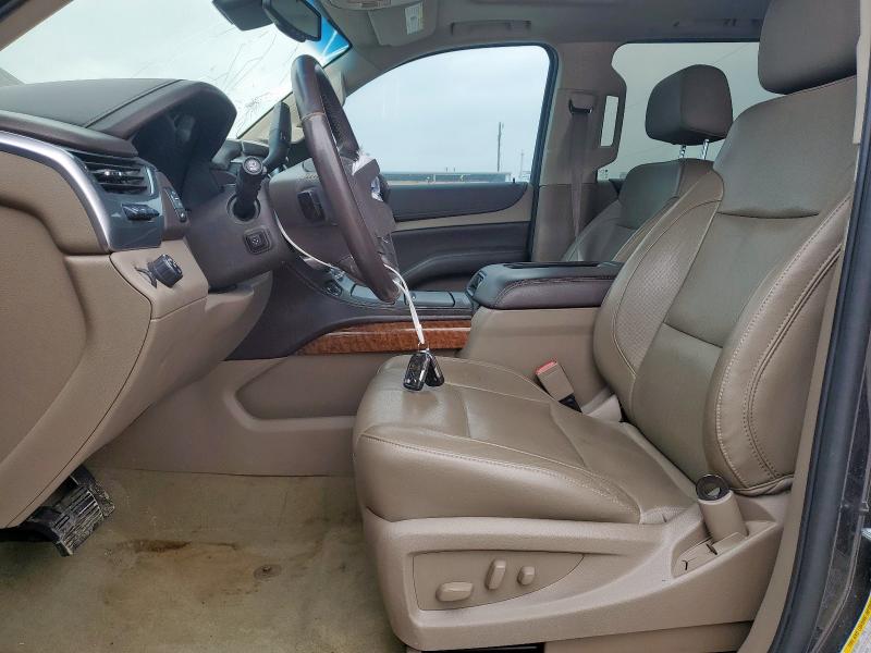 Parquets CHEVROLET SUBURBAN 2016 Szary